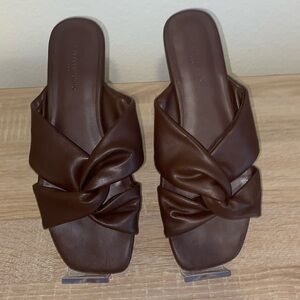 Banana Republic Sandals